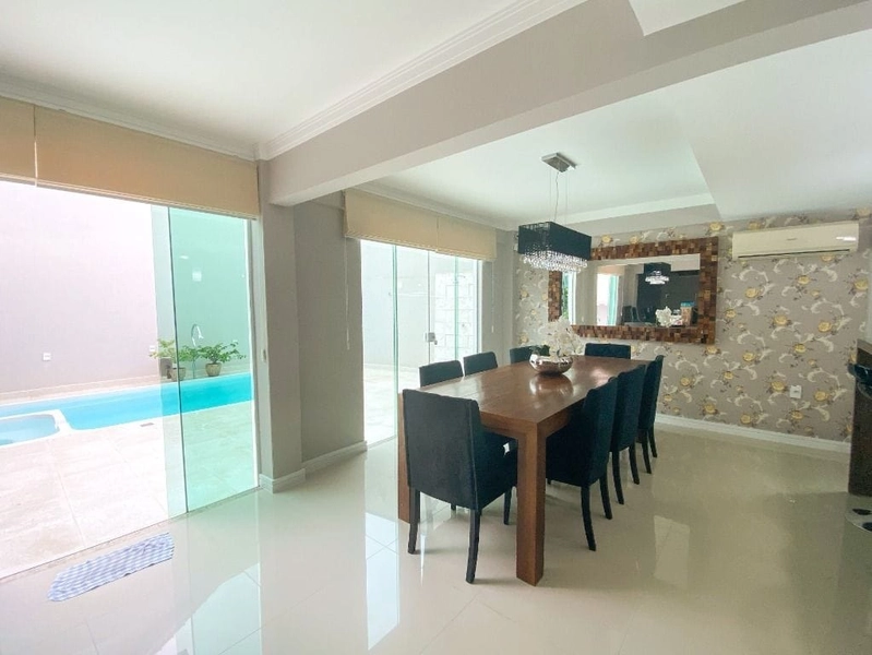 Casa na Coloninha com 4 dormitórios sendo 1 suíte - 170m²: 22ª foto da galeria de imagens do imóvel