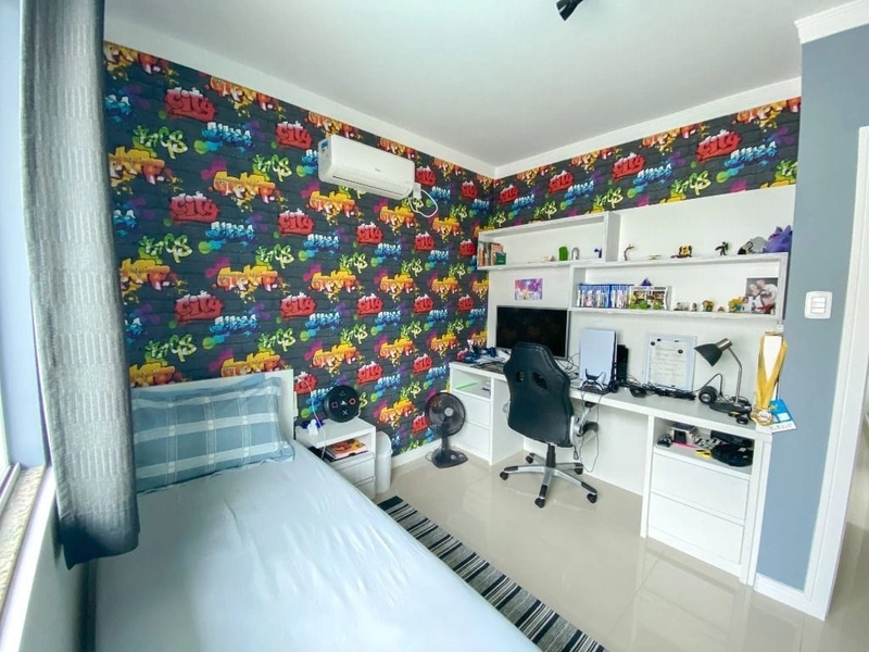 Casa na Coloninha com 4 dormitórios sendo 1 suíte - 170m²: 2ª foto da galeria de imagens do imóvel