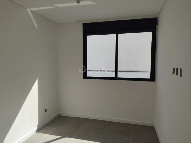 Apartamento em Coqueiros novo com 3 dormitórios 1 suíte e 2 vgs 101m²: 8ª foto da galeria de imagens do imóvel