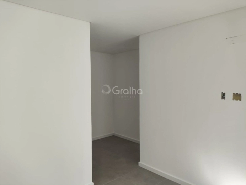 Apartamento em Coqueiros novo com 3 dormitórios 1 suíte e 2 vgs 101m²: 9ª foto da galeria de imagens do imóvel