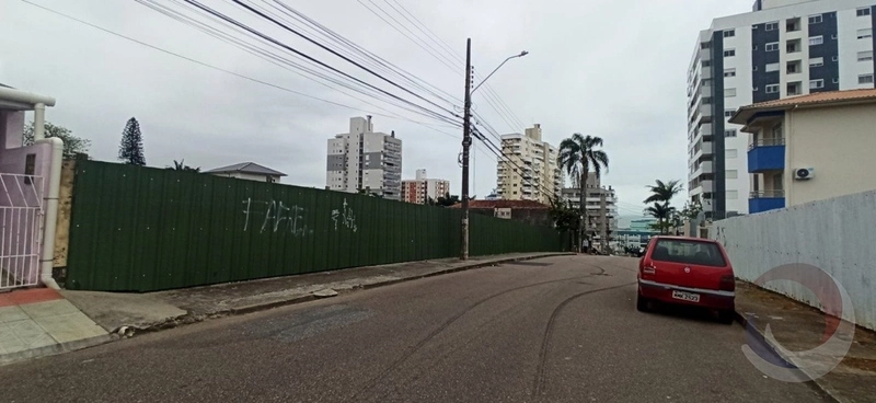 Terreno a venda em Barreiros com 2.406,14 m² de área: 5ª foto da galeria de imagens do imóvel