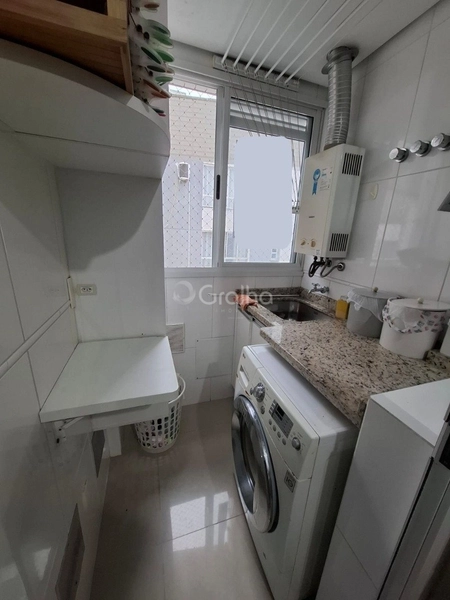 Apartamento em coqueiros com 2 dormitórios 1 suíte e 1 vaga: 7ª foto da galeria de imagens do imóvel