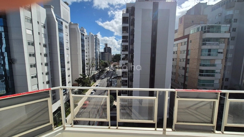 Apartamento no Centro com 3 dormitórios, sendo 1 suíte e 1 vaga 11m²: 5ª foto da galeria de imagens do imóvel
