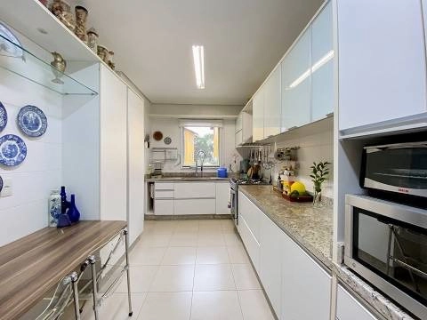 Apartamento em Jurere com 3 dormitórios, sendo 3 suítes e 2 vagas: 8ª foto da galeria de imagens do imóvel