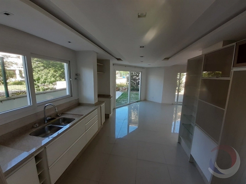 Apartamento na Lagoa da Conceição com 3 suítes e 2 vagas - 164m²: 8ª foto da galeria de imagens do imóvel