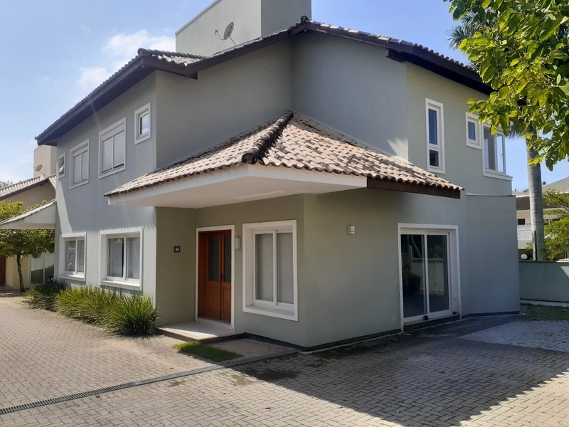 Apartamento na Lagoa da Conceição com 3 suítes e 2 vagas - 164m²: 1ª foto da galeria de imagens do imóvel