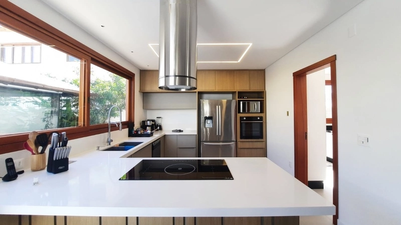 Casa no Rio Tavares com 4 dormitórios 4 suítes e 8 vagas - 600m²: 9ª foto da galeria de imagens do imóvel
