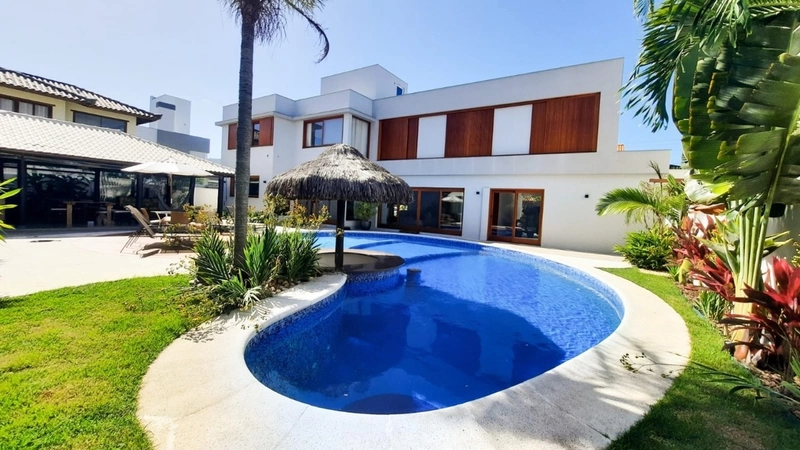 Casa no Rio Tavares com 4 dormitórios 4 suítes e 8 vagas - 600m²: 1ª foto da galeria de imagens do imóvel