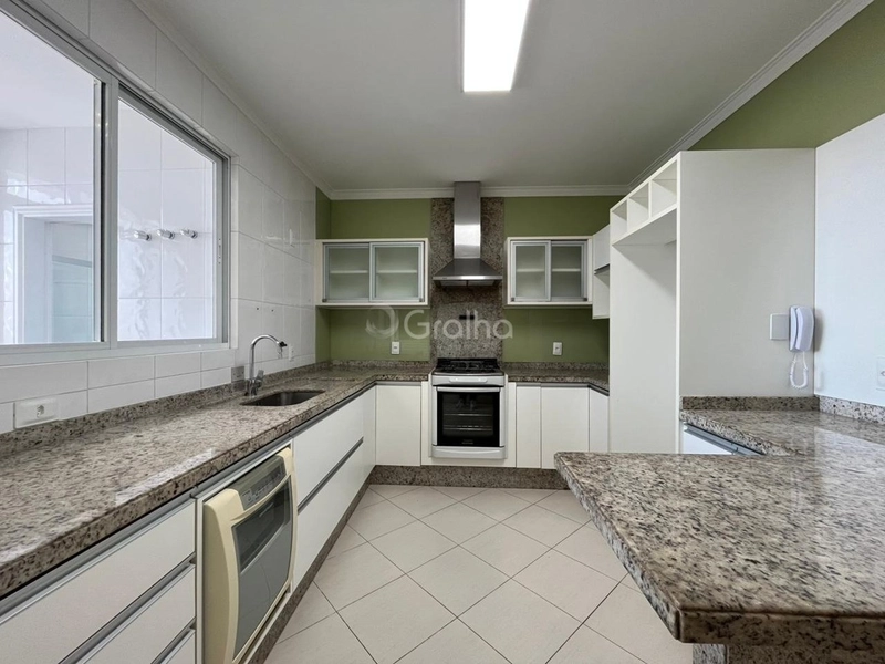 Apartamento na Trindade com 4 dormitórios 2 suíte com 2 vagas: 17ª foto da galeria de imagens do imóvel