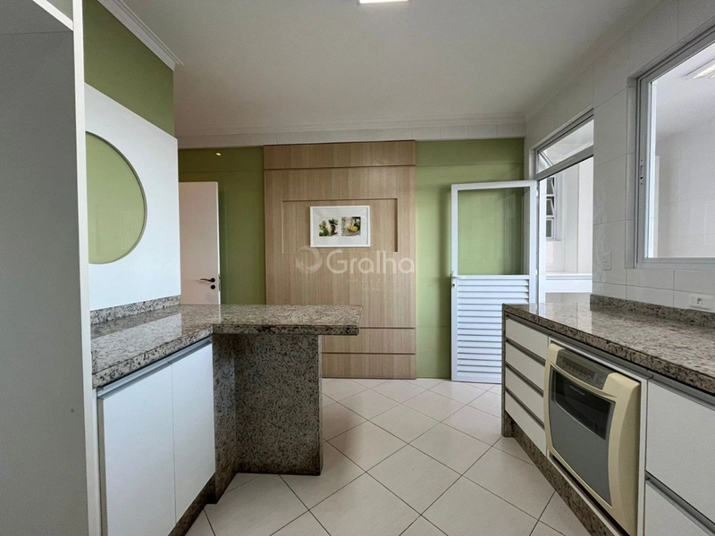 Apartamento na Trindade com 4 dormitórios 2 suíte com 2 vagas: 20ª foto da galeria de imagens do imóvel