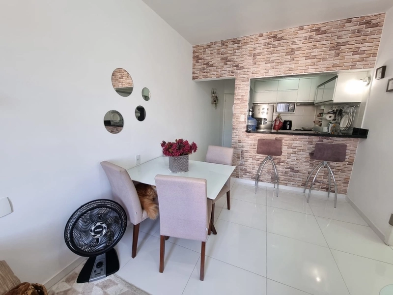 Apartamento no centro com 2 dormitórios: 3ª foto da galeria de imagens do imóvel