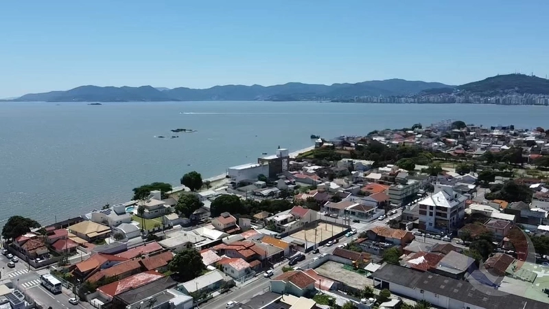 Terreno no Estreito com 247,56 m² de área: 5ª foto da galeria de imagens do imóvel
