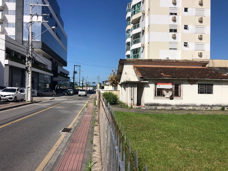 Terreno no Saco dos Limões com 587,25 m² de área total: 4ª foto da galeria de imagens do imóvel