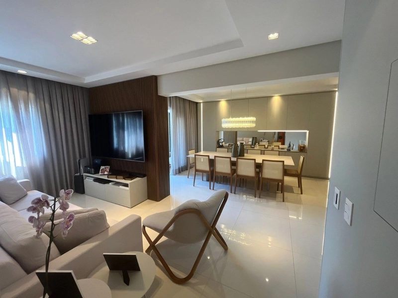 Apartamento em Jurere internacional com 3 suítes e 3 vagas - 168m²: 1ª foto da galeria de imagens do imóvel
