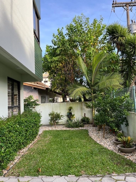 Apartamento na lagoa da Conceição com 2 dormitórios 1 suíte: 12ª foto da galeria de imagens do imóvel