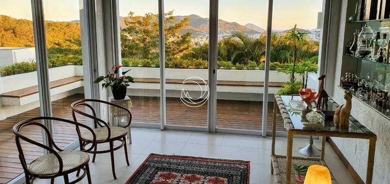 Casa residencial no João Paulo com 4 suítes e 4 vagas - 544m²: 8ª foto da galeria de imagens do imóvel
