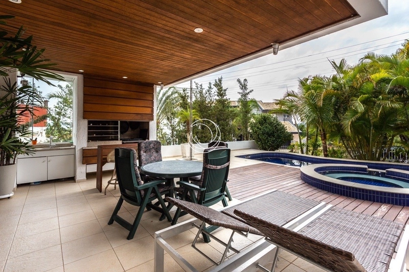 Casa residencial no João Paulo com 4 suítes e 4 vagas - 544m²: 1ª foto da galeria de imagens do imóvel
