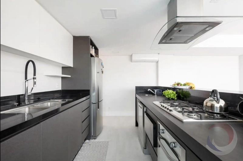 Casa na Trindade com 4 dormitórios 4 suítes e 2 vagas - 287 m²: 13ª foto da galeria de imagens do imóvel