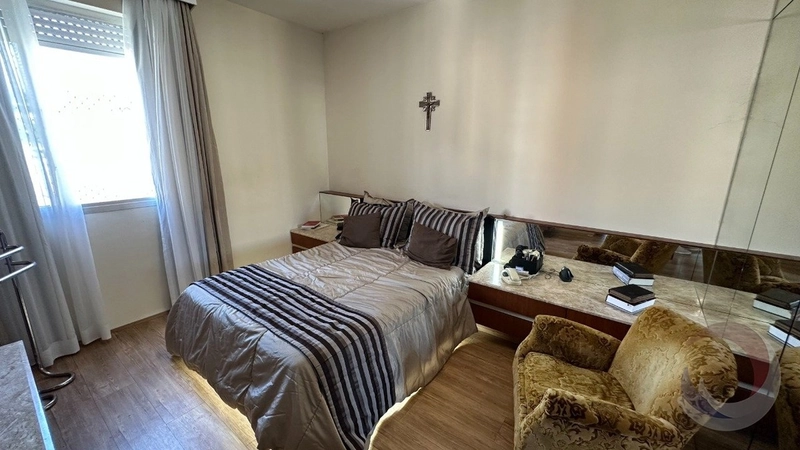 Apartamento no Centro com 5 dormitórios, sendo 3 suítes e 2 vagas: 7ª foto da galeria de imagens do imóvel