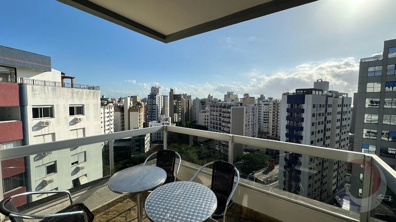 Apartamento no Centro com 5 dormitórios, sendo 3 suítes e 2 vagas: 1ª foto da galeria de imagens do imóvel