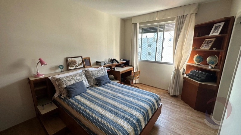 Apartamento no Centro com 5 dormitórios, sendo 3 suítes e 2 vagas: 15ª foto da galeria de imagens do imóvel