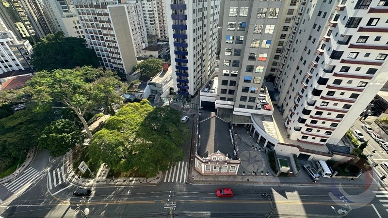 Apartamento no Centro com 5 dormitórios, sendo 3 suítes e 2 vagas: 18ª foto da galeria de imagens do imóvel