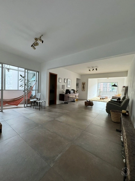 Apartamento no Centro com 3 dormitórios 1 suíte e 1 vaga - 140 m²: 2ª foto da galeria de imagens do imóvel