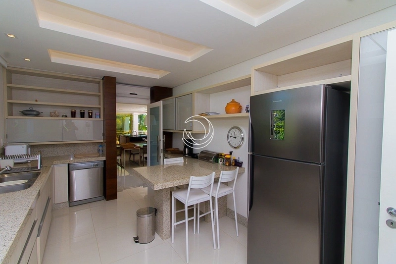 Casa residencial na Praia Brava com 6 suítes e 8 vagas - 1.097m²: 20ª foto da galeria de imagens do imóvel