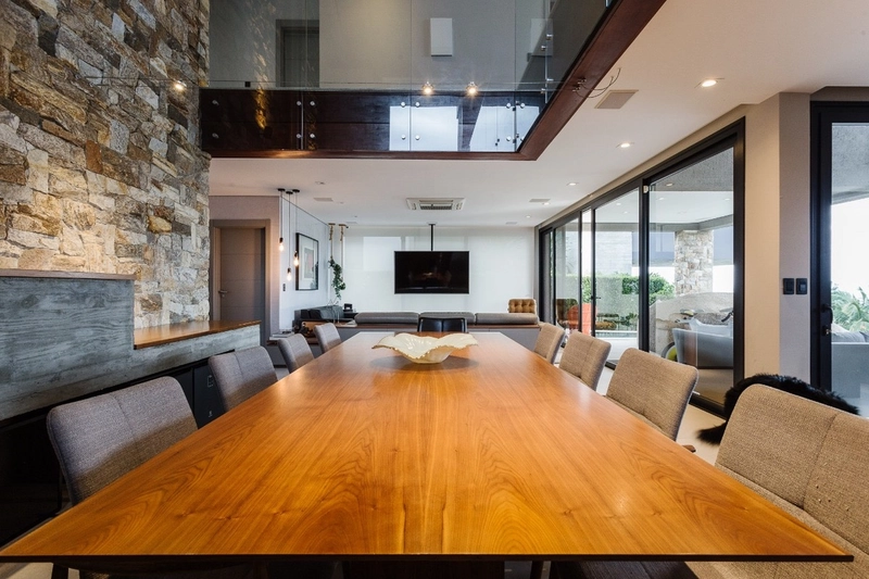 Linda Casa em Cacupé em Condomínio fechado com 4 suítes - 435m²: 14ª foto da galeria de imagens do imóvel