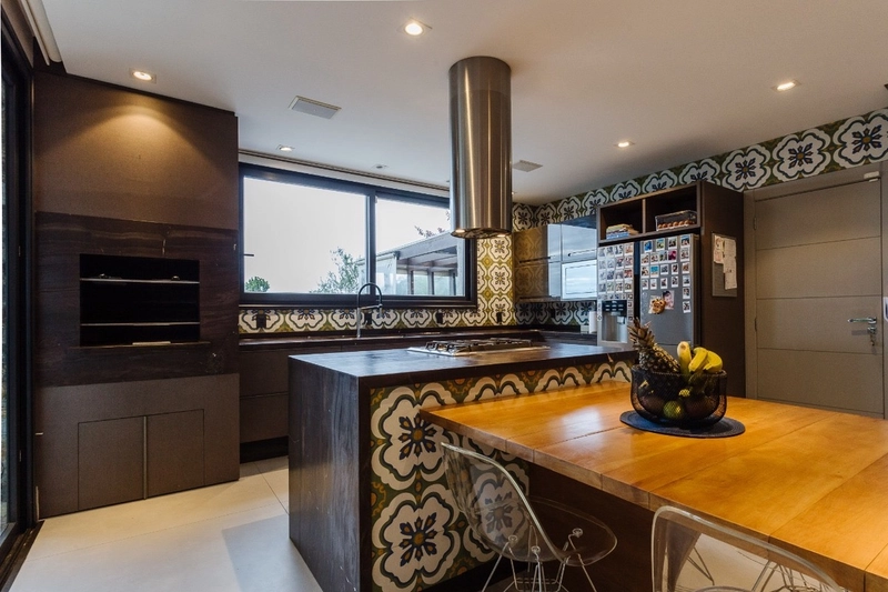 Linda Casa em Cacupé em Condomínio fechado com 4 suítes - 435m²: 12ª foto da galeria de imagens do imóvel