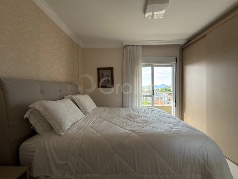 Apartamento em Coqueiros com 2 dormitórios 2 suítes e 1 vaga: 18ª foto da galeria de imagens do imóvel