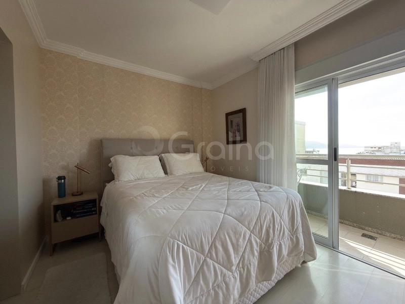 Apartamento em Coqueiros com 2 dormitórios 2 suítes e 1 vaga: 16ª foto da galeria de imagens do imóvel