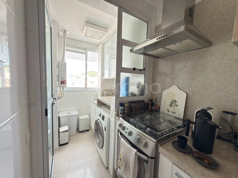 Apartamento em Coqueiros com 2 dormitórios 2 suítes e 1 vaga: 13ª foto da galeria de imagens do imóvel