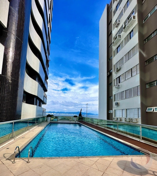 Apartamento na Beira mar de frente com 4 dormitórios sendo 4 suítes: 29ª foto da galeria de imagens do imóvel