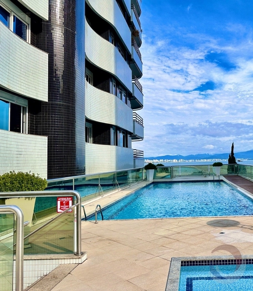 Apartamento na Beira mar de frente com 4 dormitórios sendo 4 suítes: 30ª foto da galeria de imagens do imóvel
