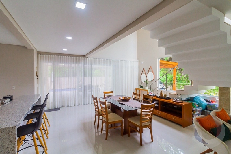 Casa em condomínio fechado com 3 dormitórios 1 suíte 4 vgs com 271m2: 13ª foto da galeria de imagens do imóvel