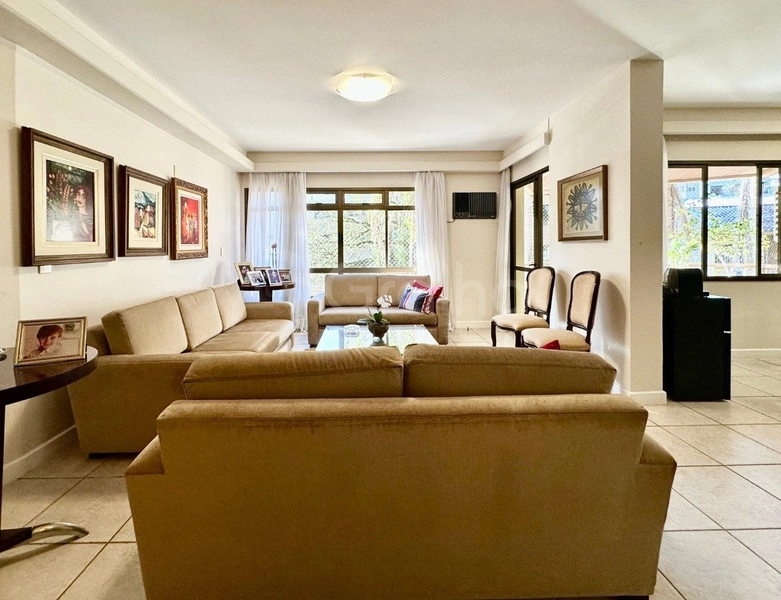 Apartamento na Beira Mar com 4 dormitórios 2 suítes e 2 vagas -264 m²: 2ª foto da galeria de imagens do imóvel