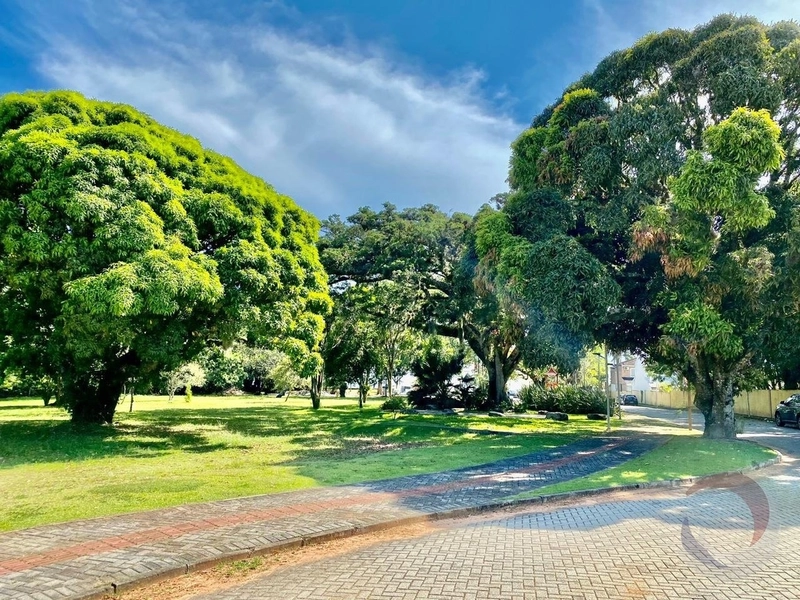 Terreno em condomínio fechado em Cacupé com 762m²: 5ª foto da galeria de imagens do imóvel