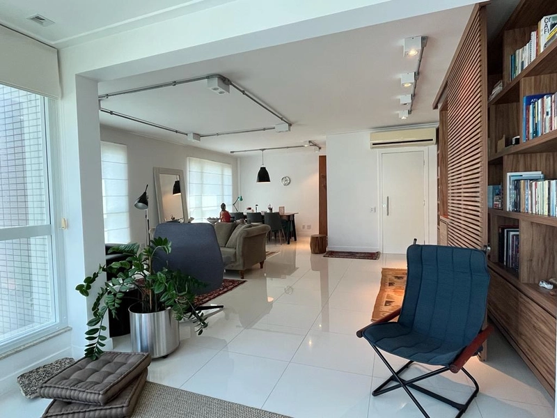 Sala Comercial no Centro com 62m² e 2 vagas: 3ª foto da galeria de imagens do imóvel