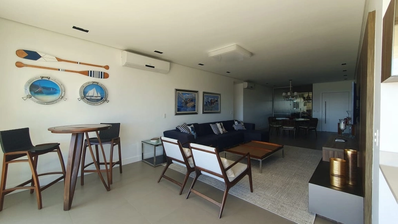 Apartamento em Jurerê Internacional com 3 dormitórios, sendo 2 suítes: 3ª foto da galeria de imagens do imóvel