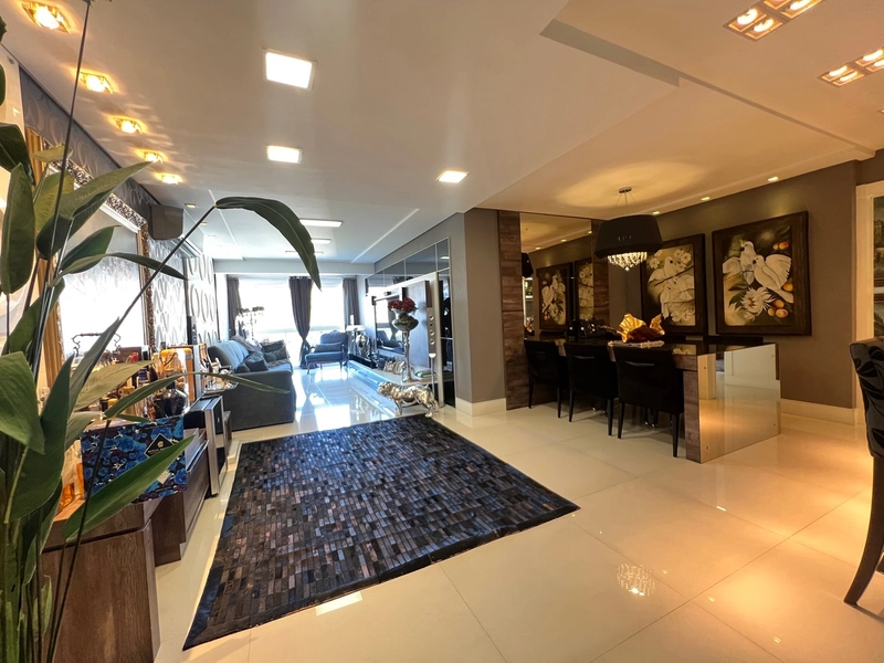 Apartamento na Beira Mar a venda com 3 suítes e 2 vagas de garagem: 11ª foto da galeria de imagens do imóvel