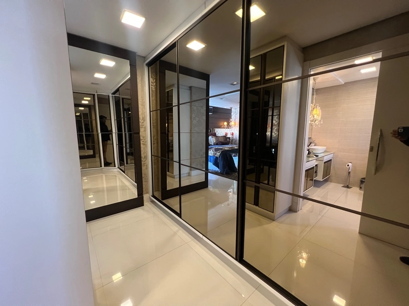 Apartamento na Beira Mar a venda com 3 suítes e 2 vagas de garagem: 24ª foto da galeria de imagens do imóvel