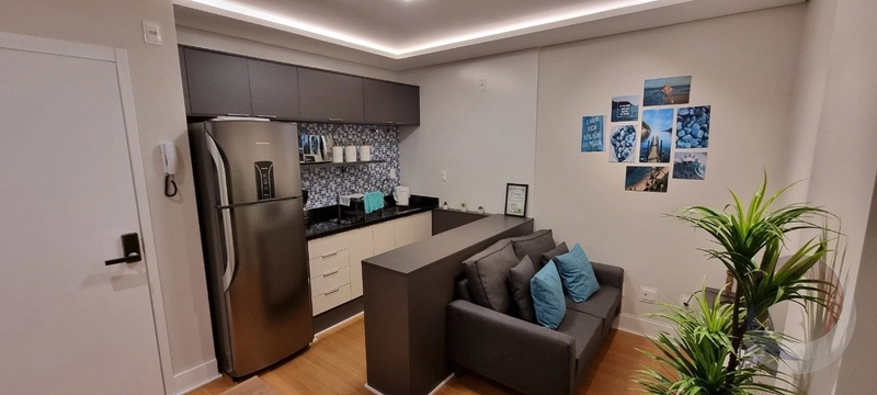 Apartamento na Trindade com 1 dormitório e 1 vaga: 2ª foto da galeria de imagens do imóvel