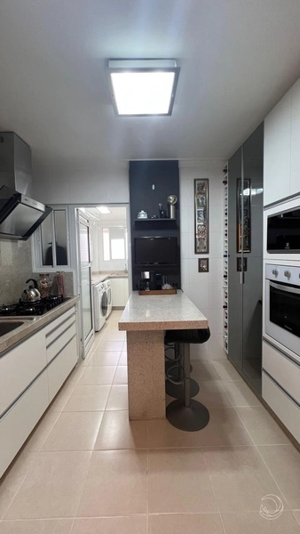 Apartamento no Estreito com 4 dormitórios, sendo 1 suíte, 2 vagas: 7ª foto da galeria de imagens do imóvel