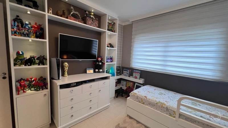 Apartamento no Estreito com 4 dormitórios, sendo 1 suíte, 2 vagas: 16ª foto da galeria de imagens do imóvel
