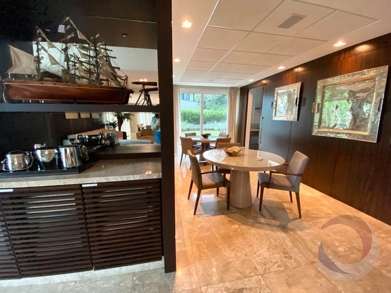 Apartamento alto Padrão no Centro com 3 suítes e 2 vagas de garagem: 6ª foto da galeria de imagens do imóvel