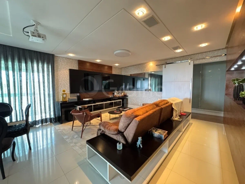 Apartamento alto Padrão no Centro com 3 suítes e 2 vagas de garagem: 10ª foto da galeria de imagens do imóvel