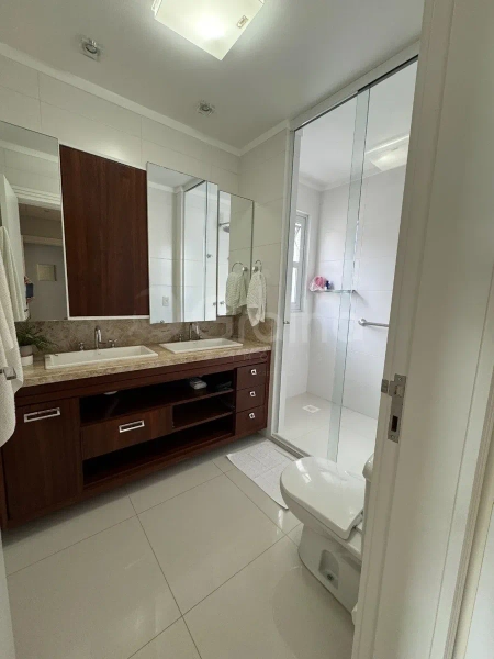 Apartamento alto Padrão no Centro com 3 suítes e 2 vagas de garagem: 20ª foto da galeria de imagens do imóvel