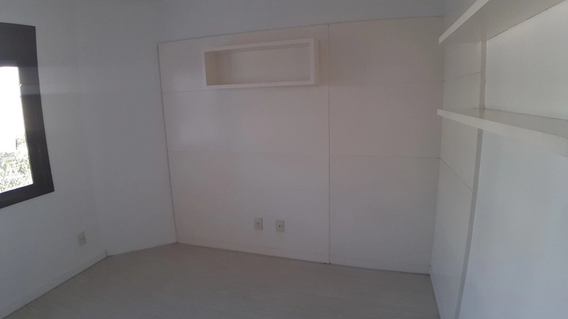 Apartamento Em Coqueiros com 3 dormitórios, sendo 1 suíte: 18ª foto da galeria de imagens do imóvel