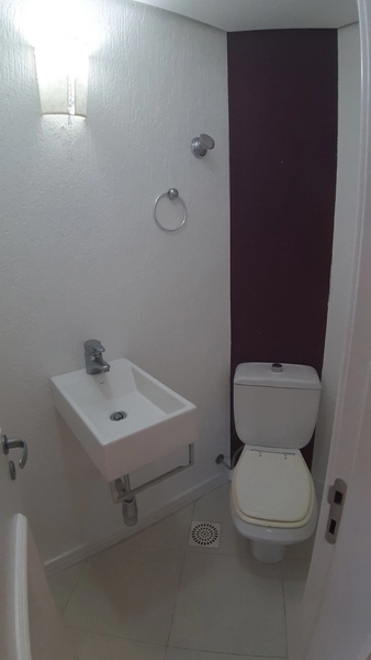 Apartamento Em Coqueiros com 3 dormitórios, sendo 1 suíte: 24ª foto da galeria de imagens do imóvel
